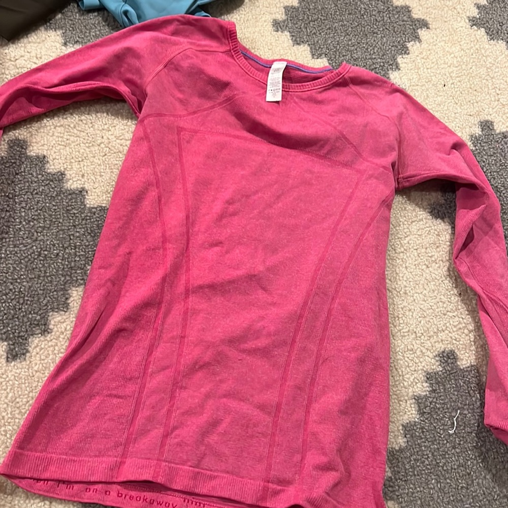 Ivivva swiftly tech long sleeve